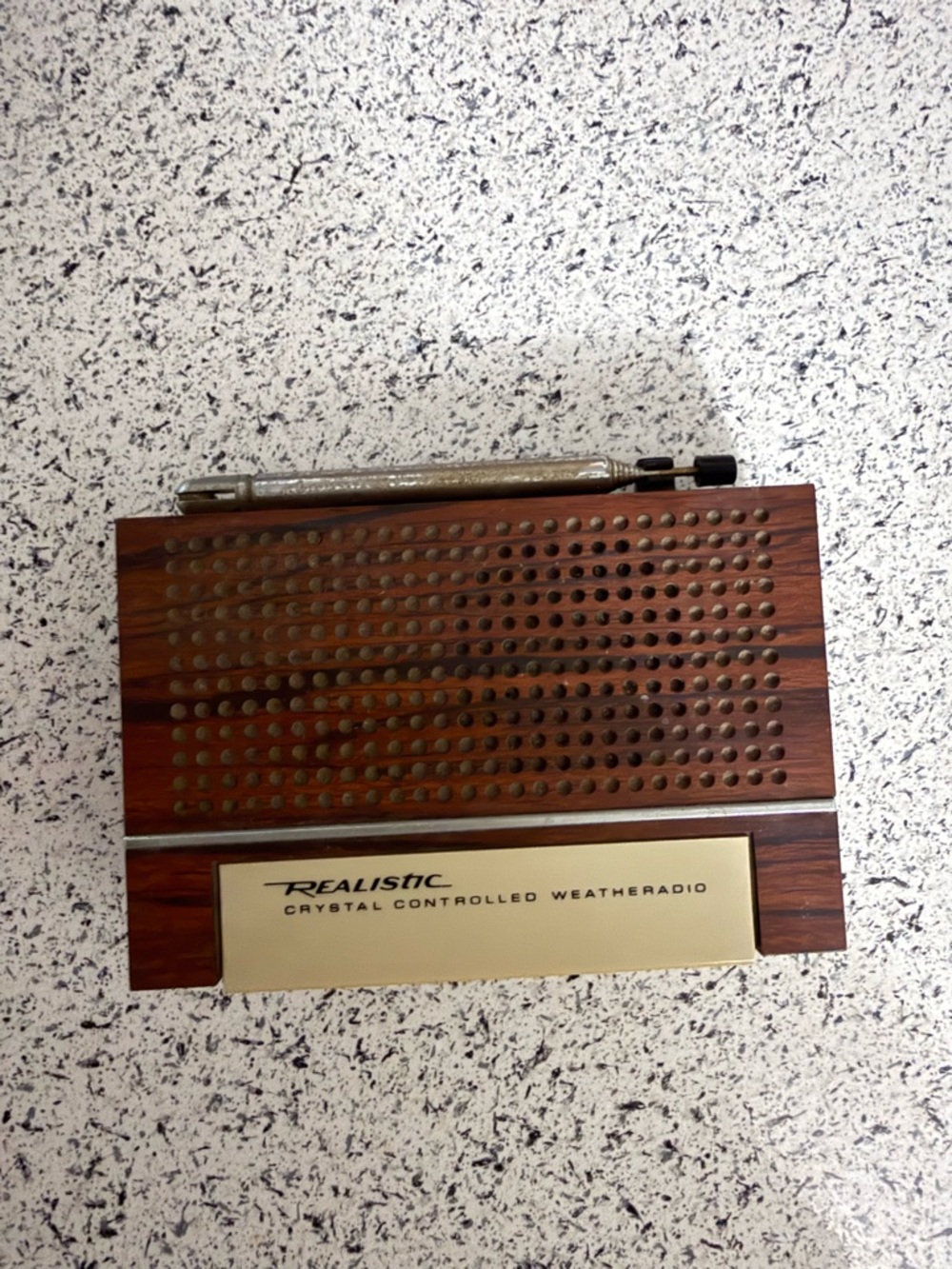 Portable Crystal-Controlled Weather Radio - Woodgrain